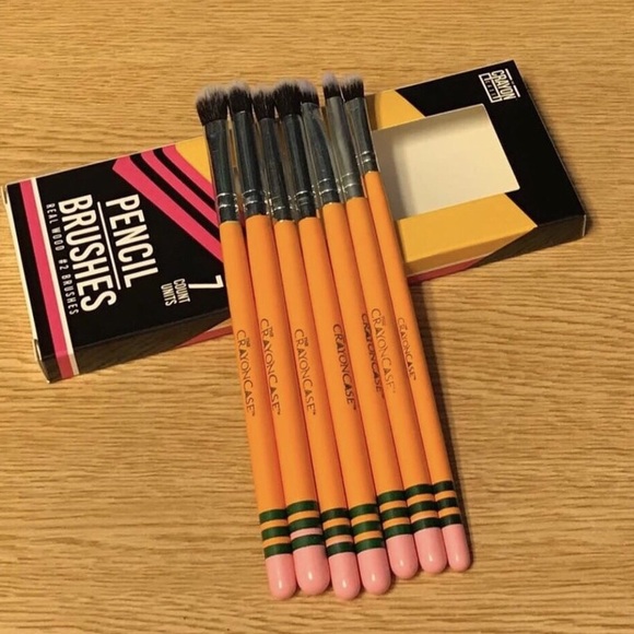 🆕 The Crayon Case 7pc IShadow Pencil Brush Set - Picture 2 of 5